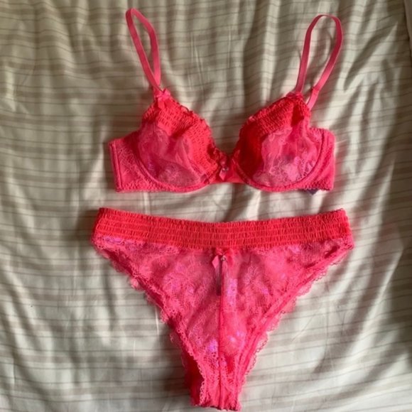 Savage X Fenty Other - Savage bra only